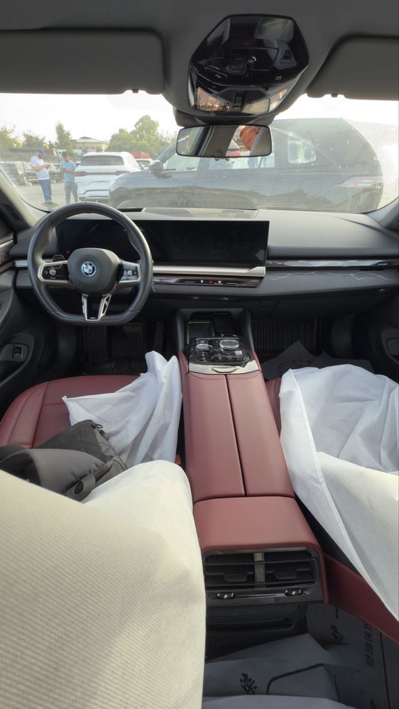 Продам bmw i5 35l в асартименте 3 цвета