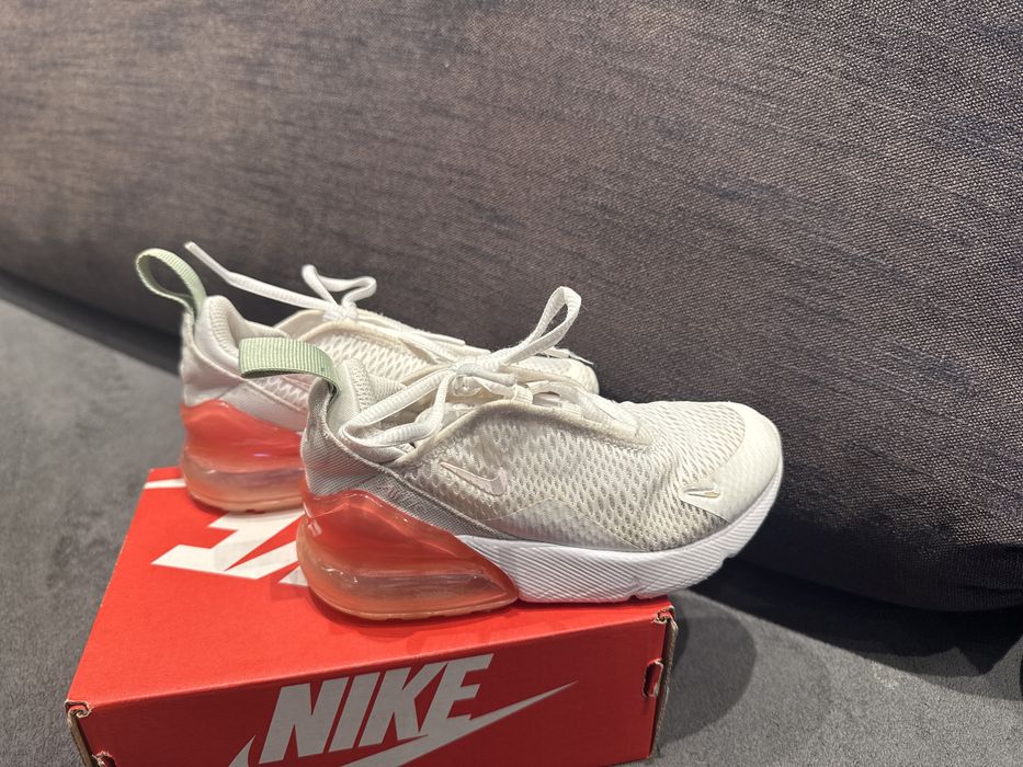 Маратонки момиче Nike air 270, розово размер 27.5, uk 10, 16.5 см.