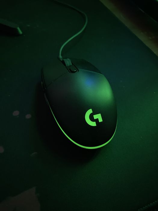 Мишка Logitech G102