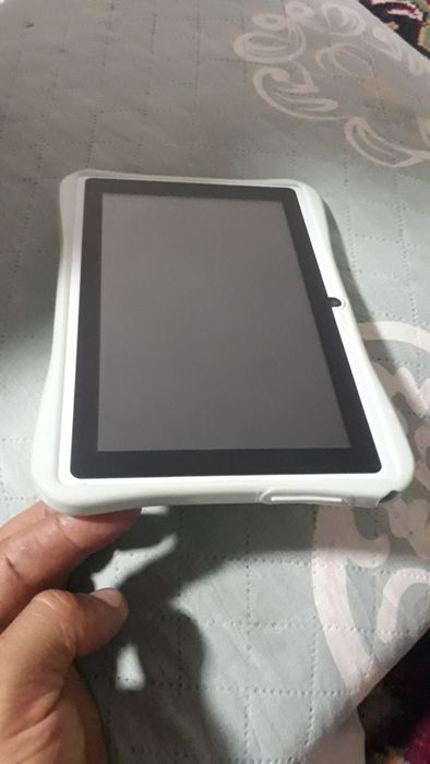Detiski planshet sotiladi 1 oy ishlatilgan xolati ideyal