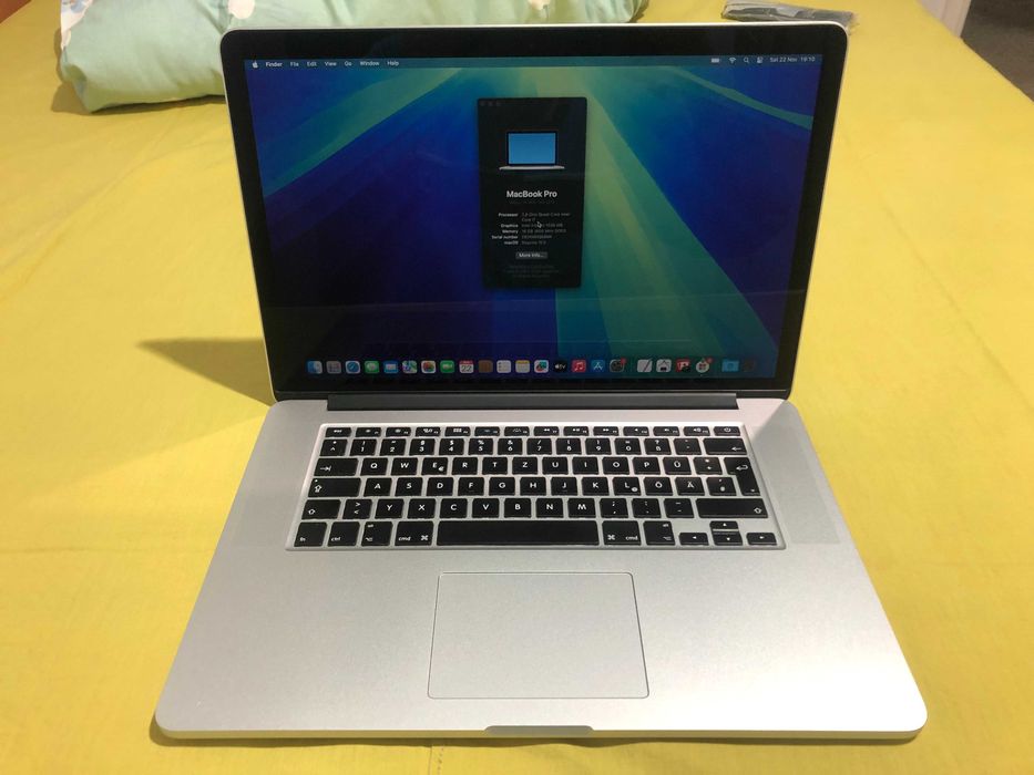 MacBook Pro 15, 2015 Retina, 2,8 GHz i7, 16 GB,flash 128 GB, IMPECABIL