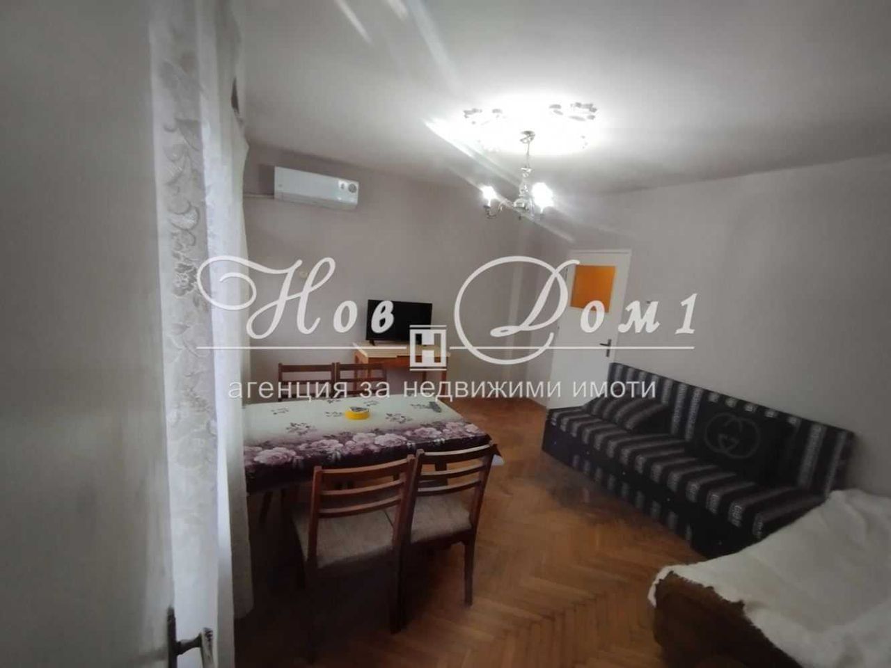 Дава се под наем Едностаен апартамент в Варна, Конфуто - 16 кв.м за 188.7 € - Снимка #1
