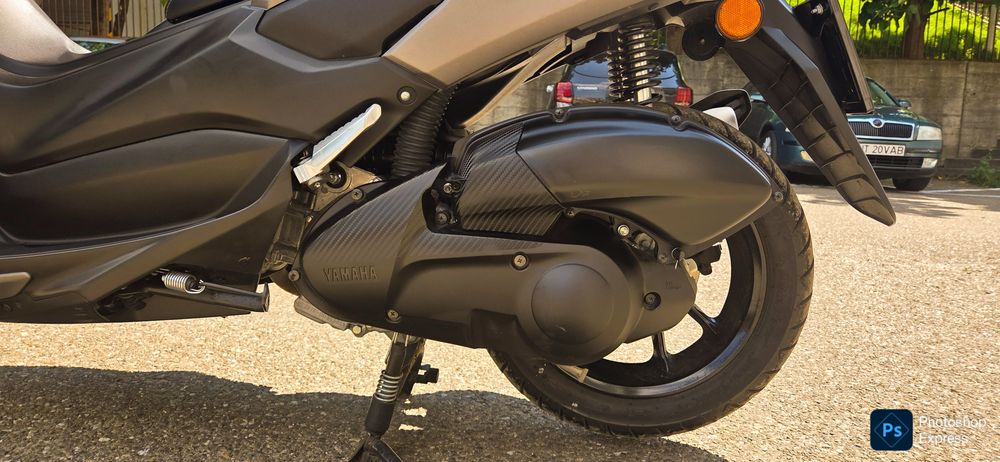 Yamaha nmax 125 cmc  scuter categoria B