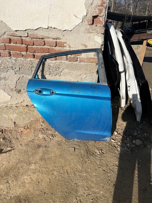 Ford fiesta 2018 mk7 задна дясна врата