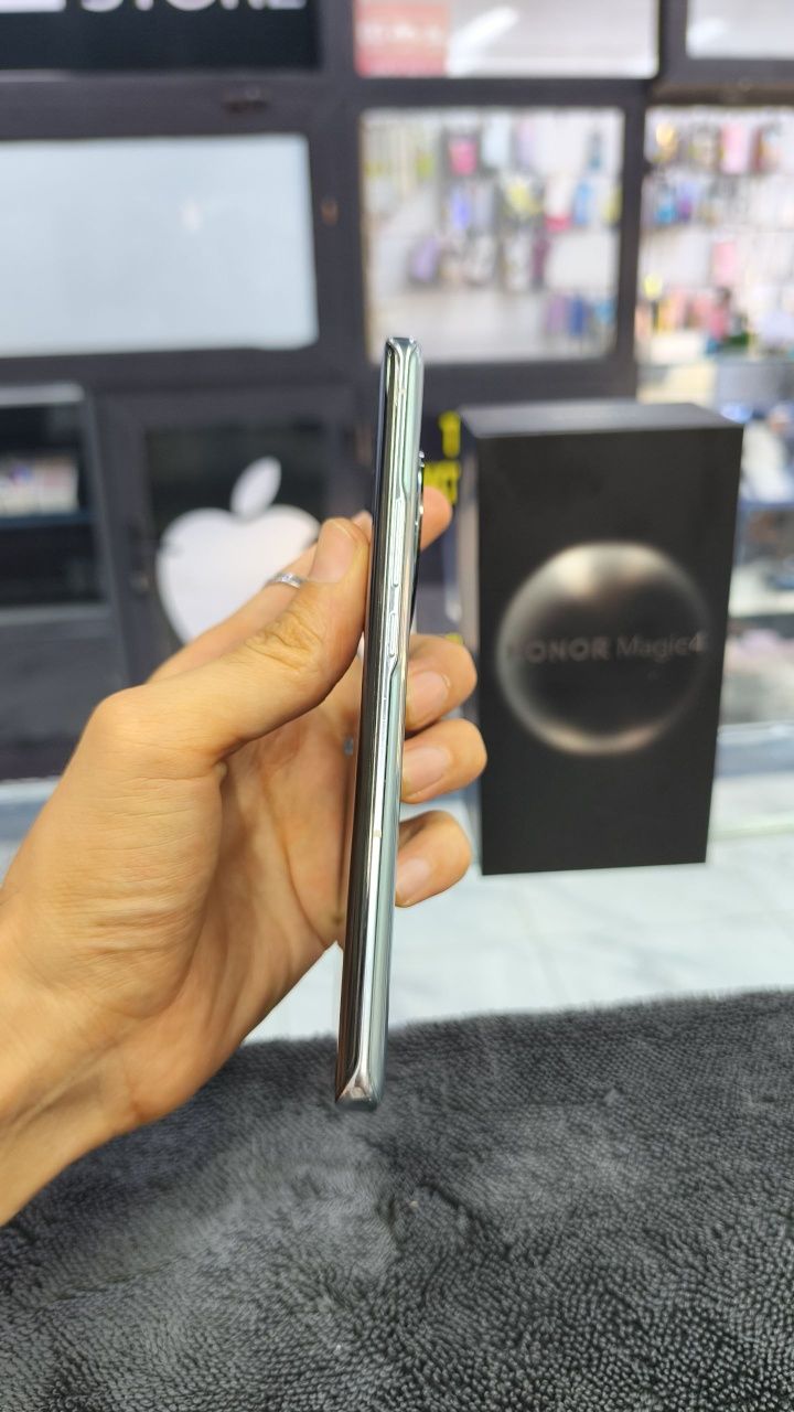 Honor magic4 8/256Gb