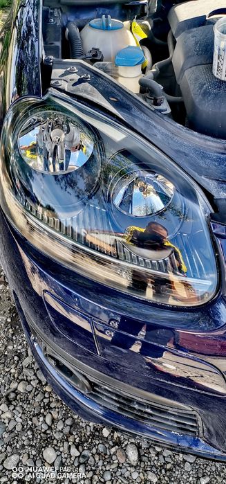 Polish faruri auto sau polimerizare si polis total caroserie!!!