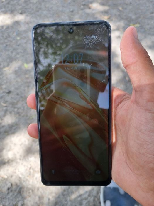 Infinix hot 40 Holati yaxshi