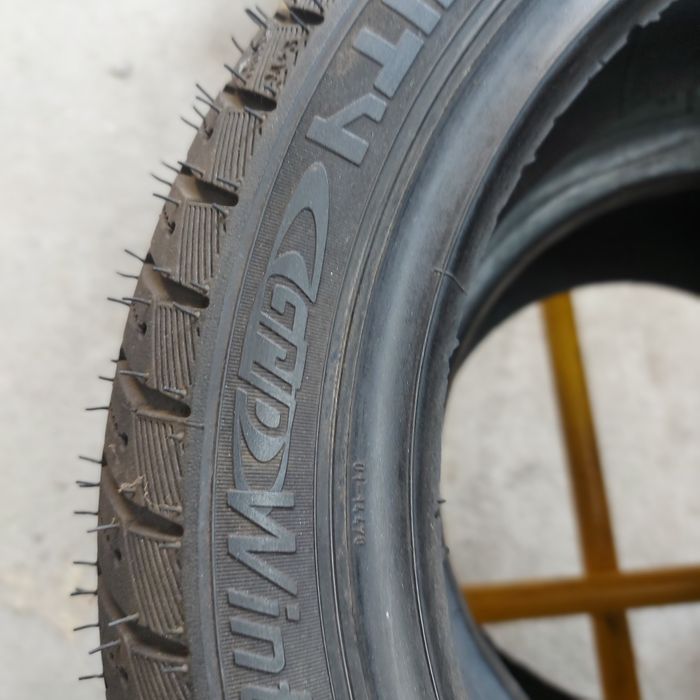 130/70/12" Michelin city grip winter. Нова