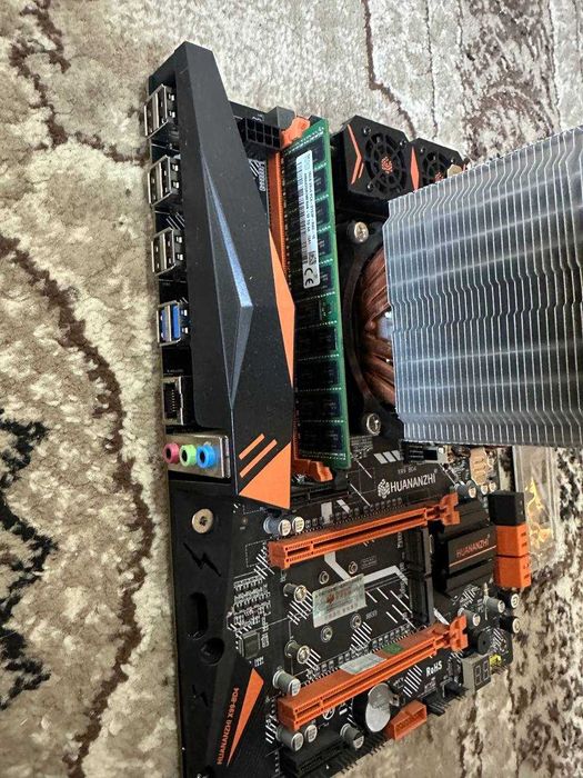 Топ комплект 32 поточный huananzhi x99 BD4 + 2666v3 + 32gb + kuller