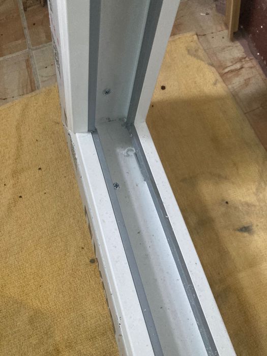 Geam PVC termopan, tripan, WDS, pervaz interior inclus