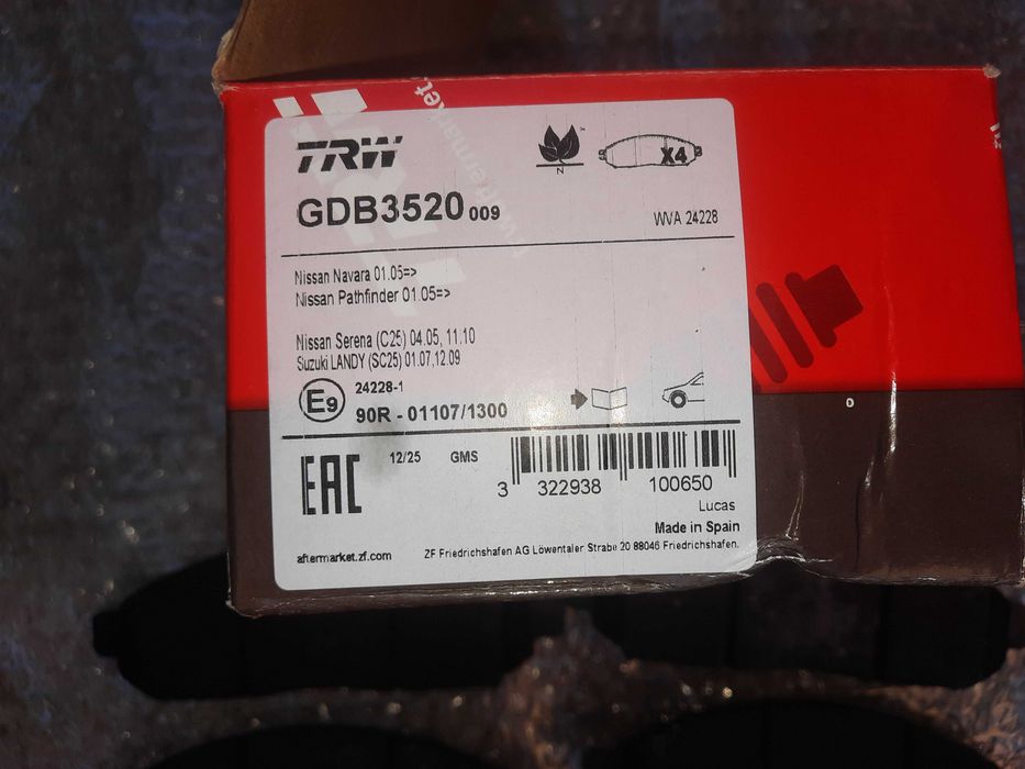 Set placate frana fata Nissan