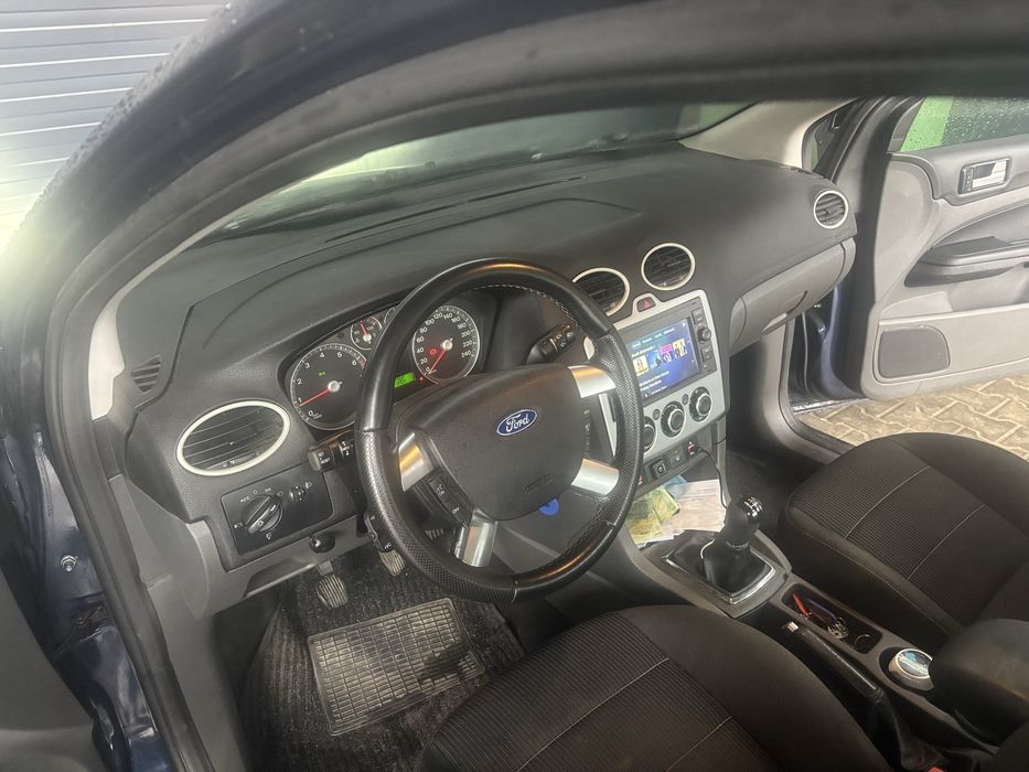 Ford focus 2 1.6 benzina si gpl
