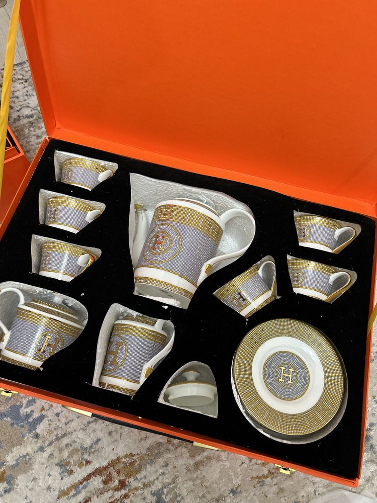 Продам сервиз оригинал Hermes