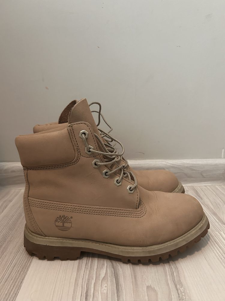 Водоустойчиви боти Timberland без забележки