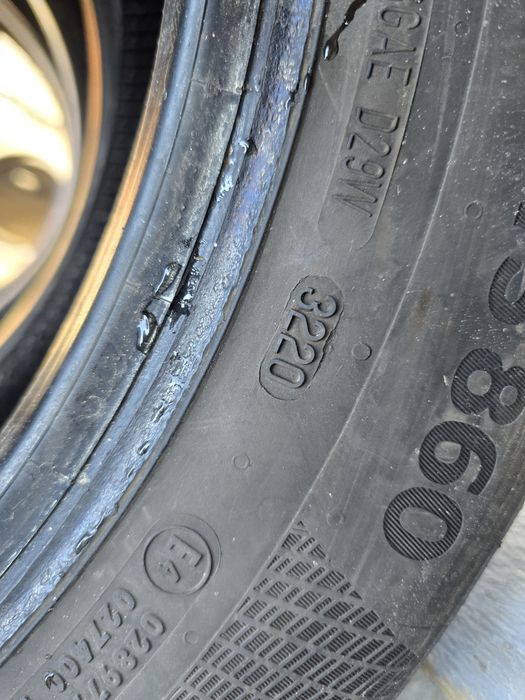 Anvelope de iarna 195-65r15 Continental