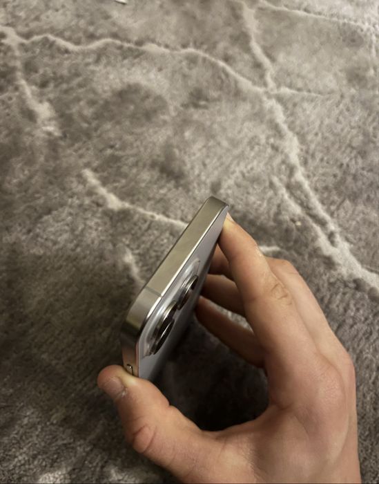 • Vand iPhone 15 Pro 128GB Natural Titanium | Baterie 100% | Neverlock