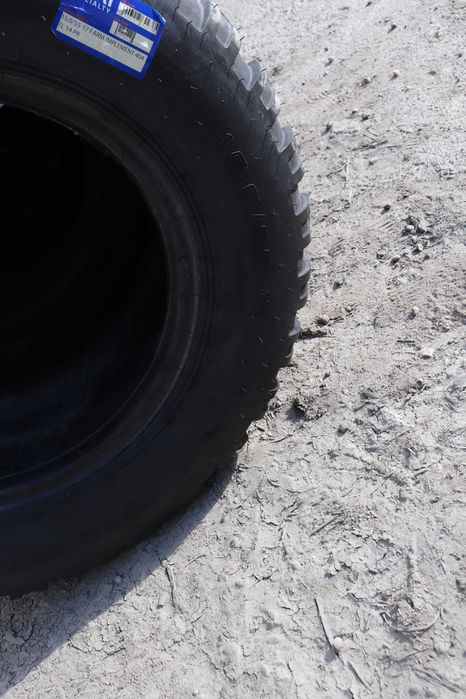 Cauciucuri 15.0/55-17 Ascenos 14 ply noi pentru Remorca