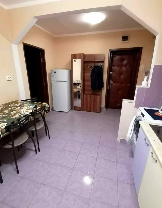 Apartament 2 camere de închiriat