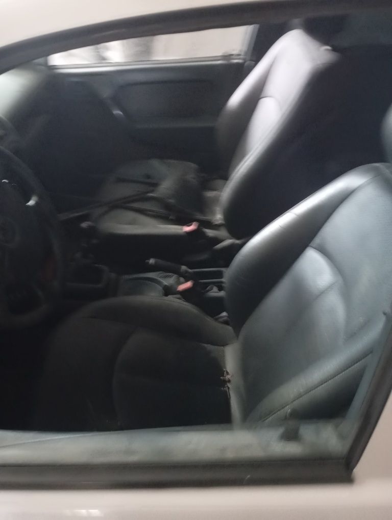 Срочно продам автомобиль OPEL VECTRA A