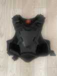 Vesta protectie moto Icon Armor 3 D30