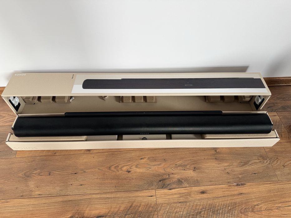 Sonos Arc Ultra plus Sonos Sub Gen 4 Stare impecabilă, pachet premium