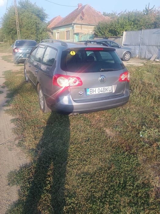 Vând urgent Passat B6 Combi