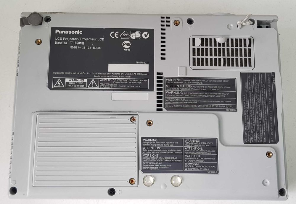 Panasonic PT LB 20 NTU videoproiector terasa acasa wireless PC