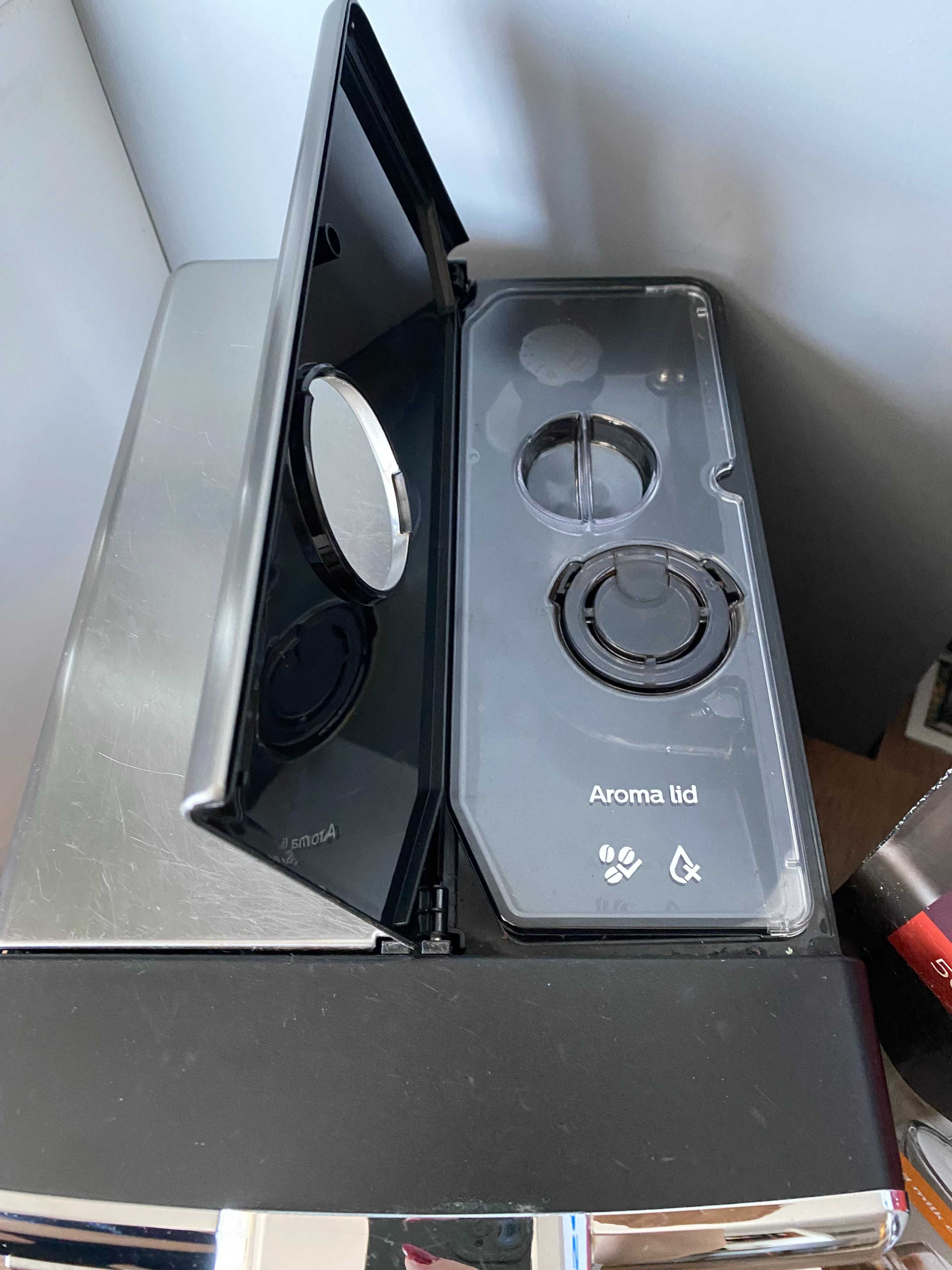 Кафемашина PHILIPS LatteGo Series 5000