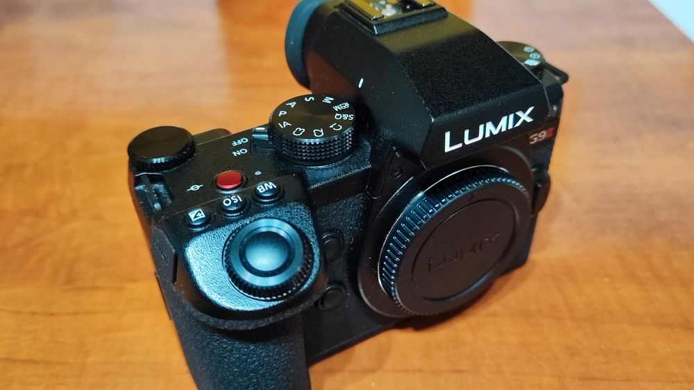 Panasonic Lumix G9 ii body la cutie 99% nou