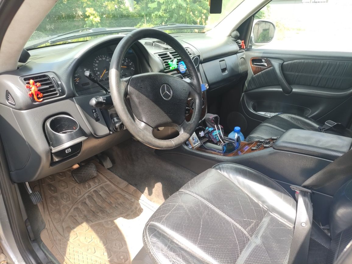 Mercedes W163 2.7