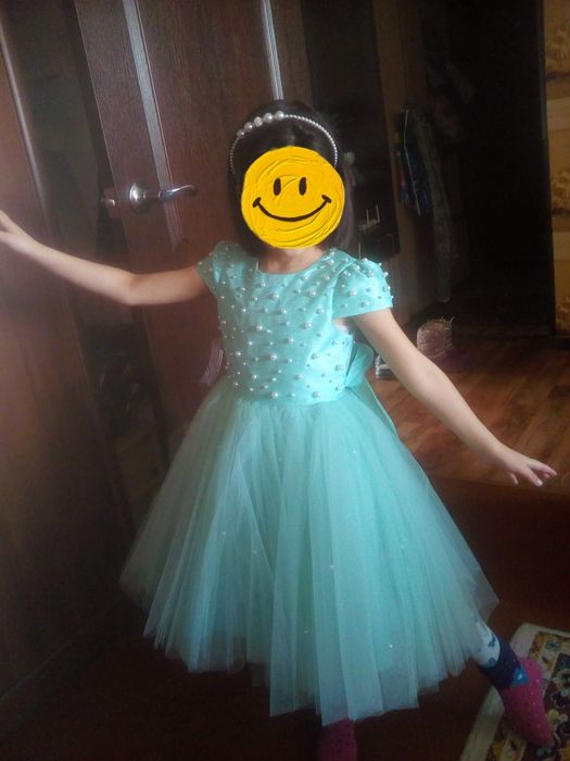 Платье для девочки 4-6 лет.