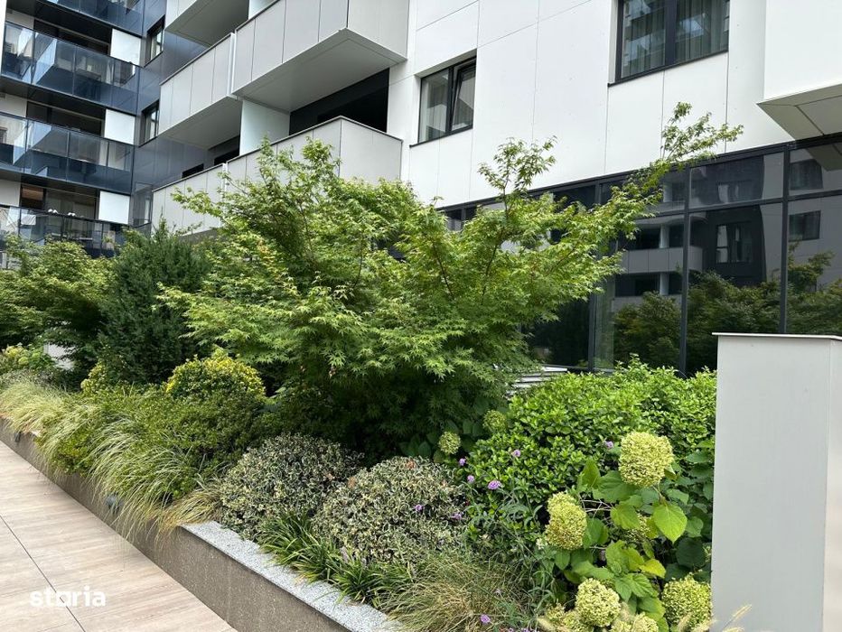 Spatiu comercial Cortina North 477MP