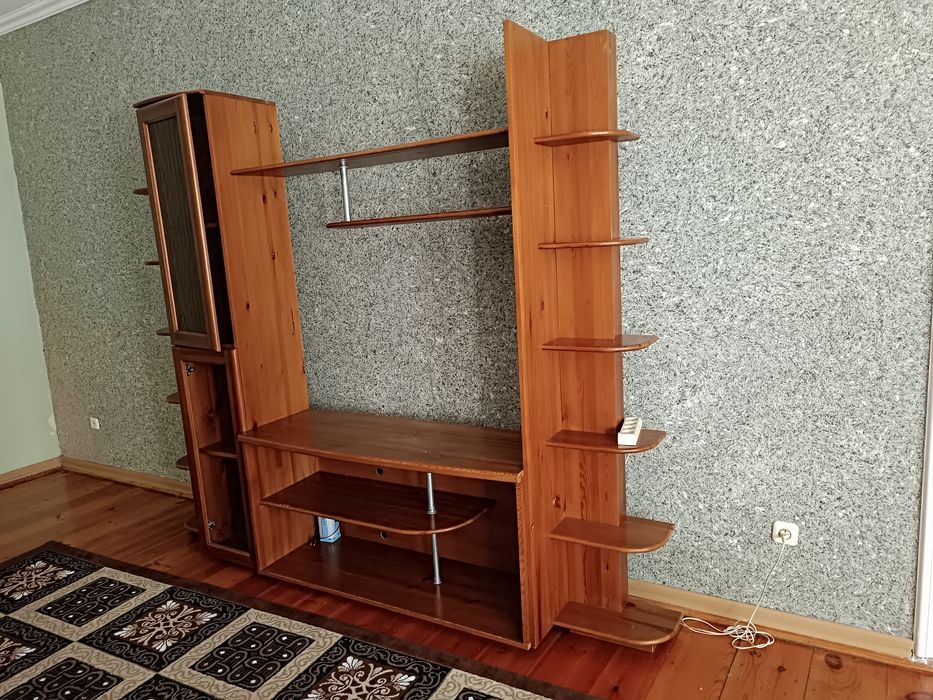 Подставка с полками для телевизора