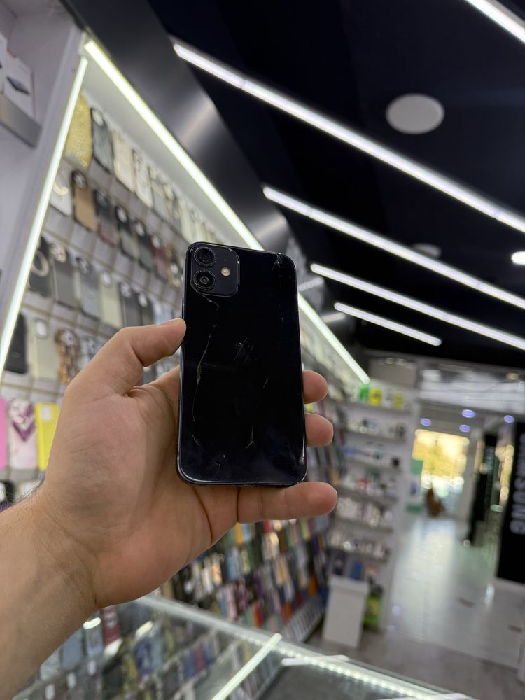 Iphone 12 mini 64GB. %72