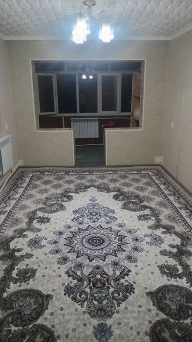 Фарґона шахар текстил 7-мактаб оркасида 2 хоналик кв