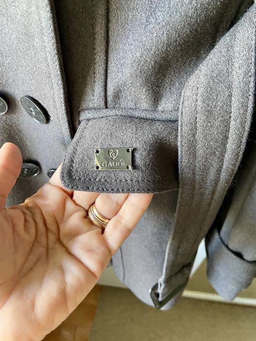 Palton lana Gaudi,42, impecabil