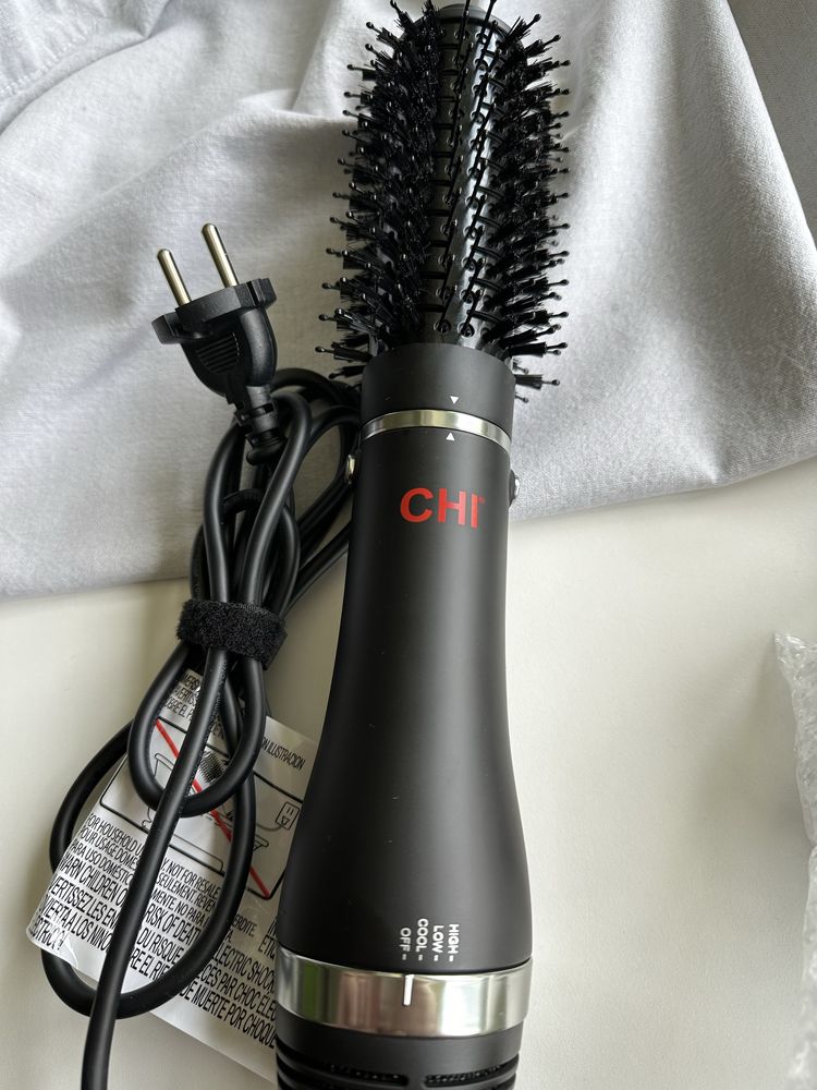 Електрическа четка за коса/CHI round brush