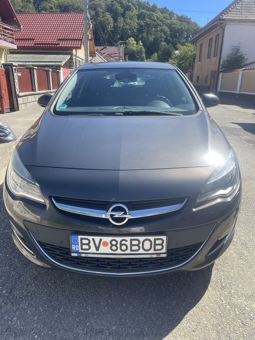 Opel Astra J 2.0 diesel model scurt automata