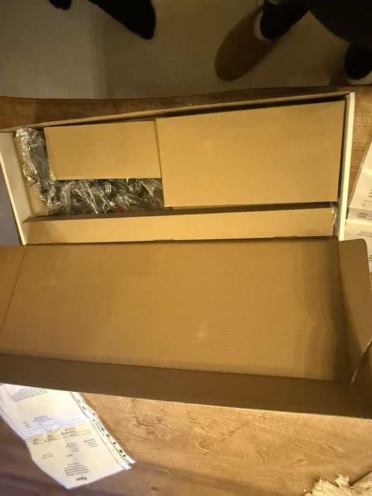 Dyson прахосмукачка ЛИМИТИРАНА