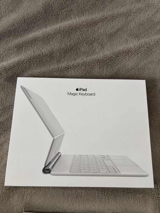 Apple Magic Keyboard For Ipad 11 inch