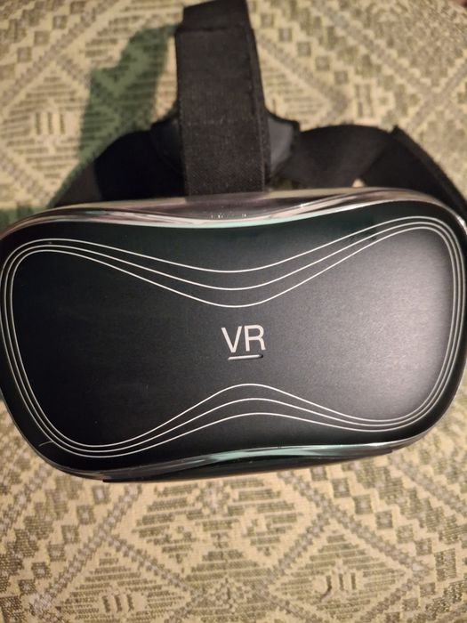 Ochelari VR pentru jocuri si altele..