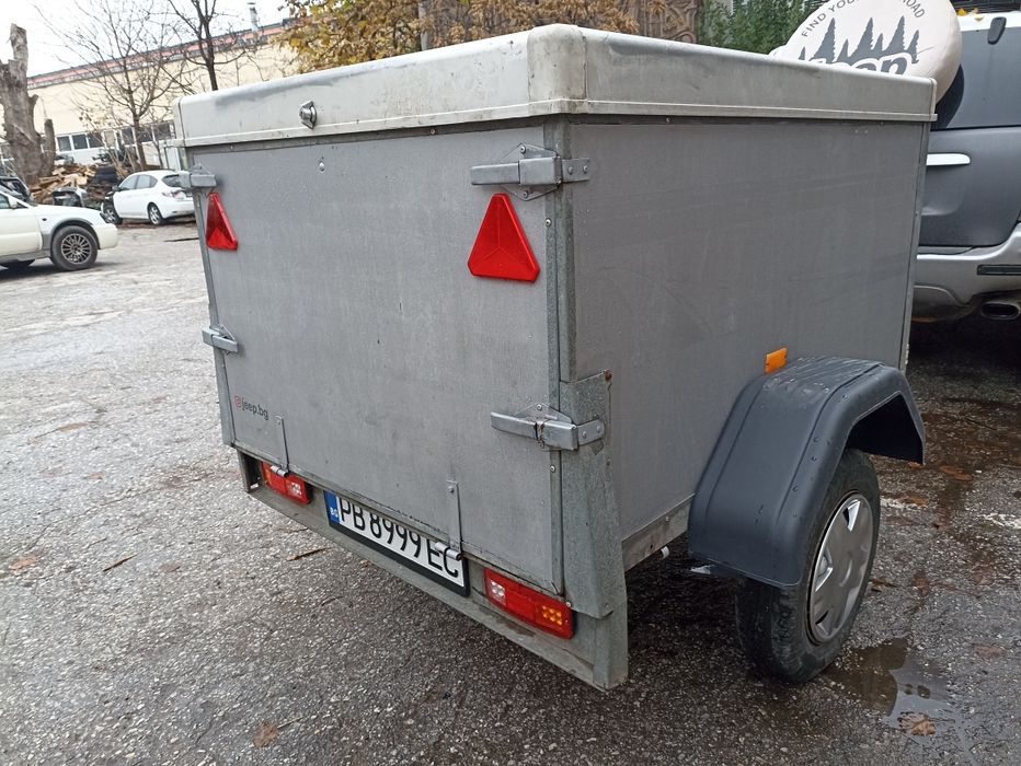 Закрито ремарке регистрирано