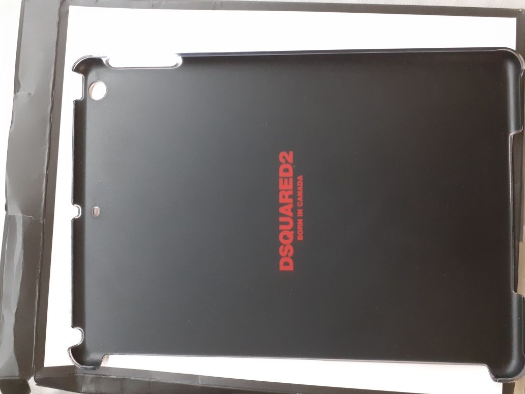 Dsquared ipad ориг. калъф за таблет