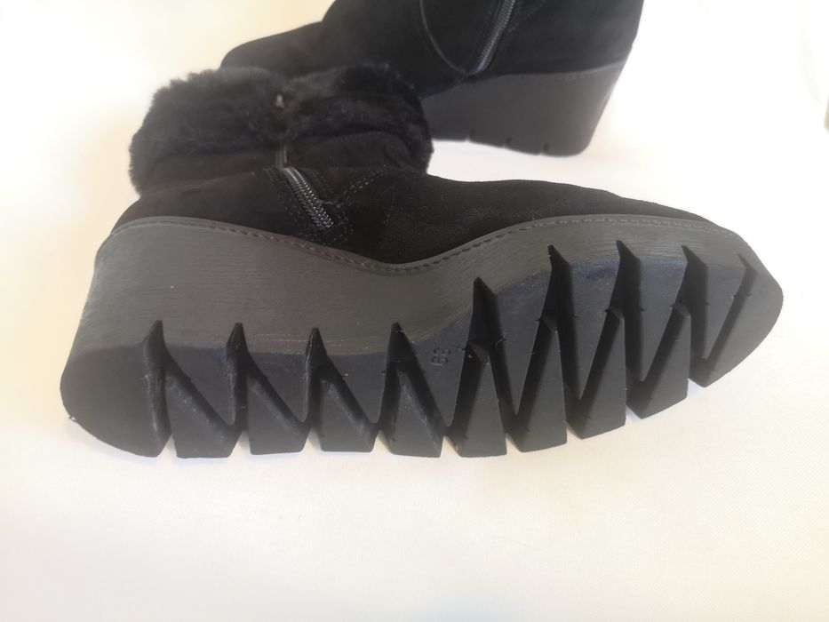 Боти естествен велур, номер 39