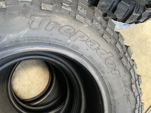 235 75 15 Maxxis Trepador M8060 Anvelope Off ROAD