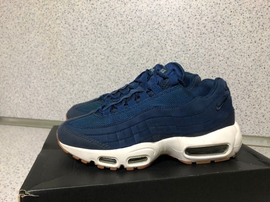 ОРИГИНАЛНИ *** Nike Air Max 95 Leather / Blue Dark Blue