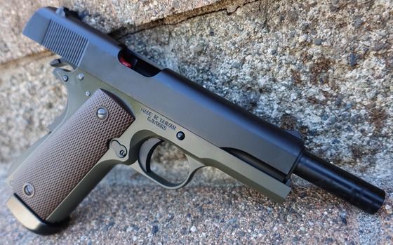 CEL MAI PUTERNIC!!Pistol Cu Aer Comprimat AIRSOFT Co2 Full Metal Recul