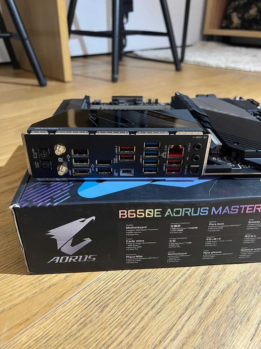Placa de baza GIGABYTE B650E Aorus Master