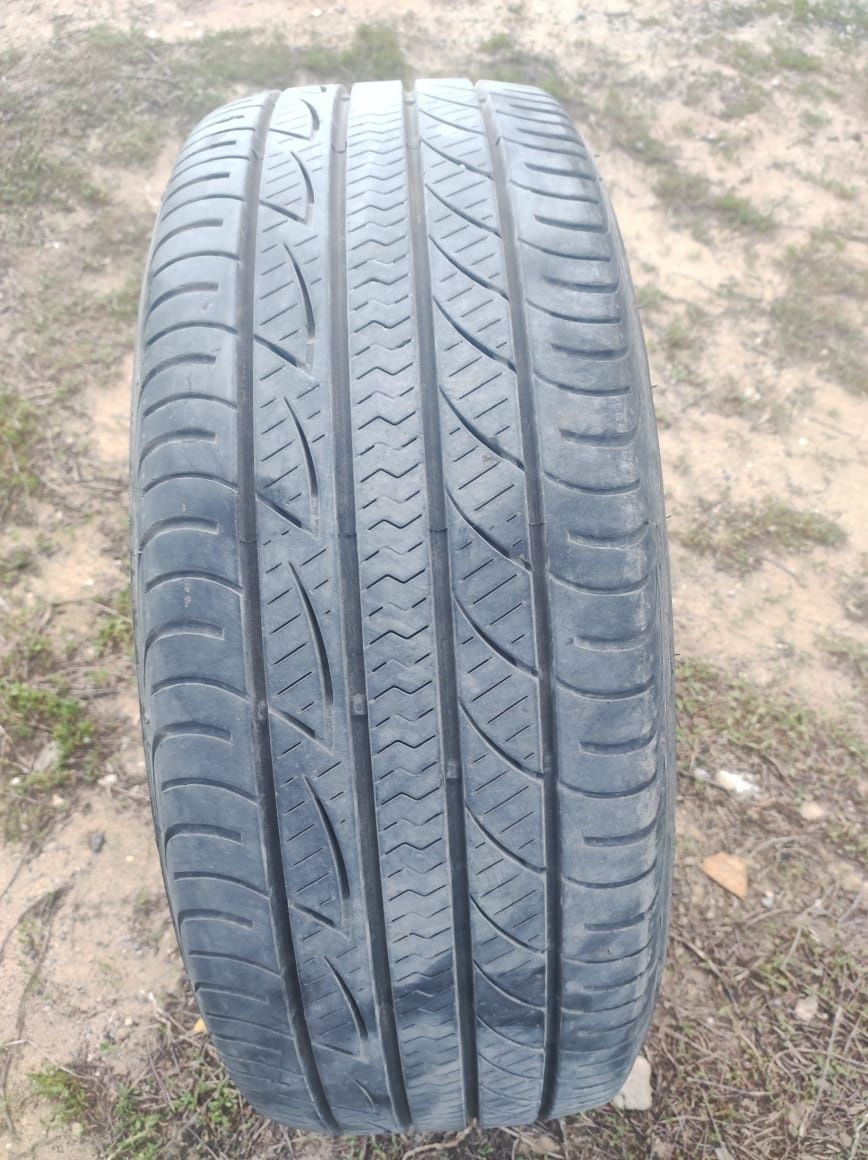 Продам летние бу шины. Размер 215/55 r17