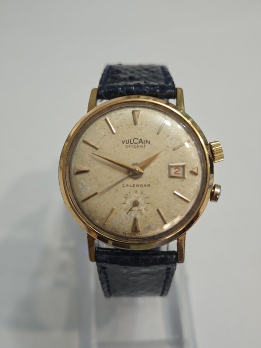 VULCAIN cricket calendar alarma